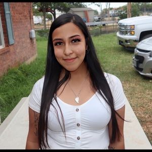 Meet your Posher, Iris